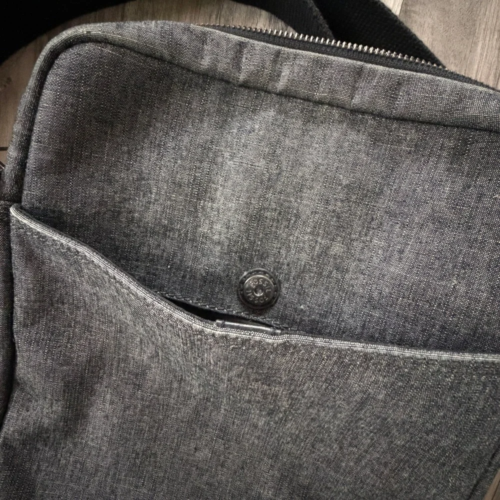 Fossil Crossbody Bag Gray Canvas Leather Trim Adjustable‎ Strap Messenger